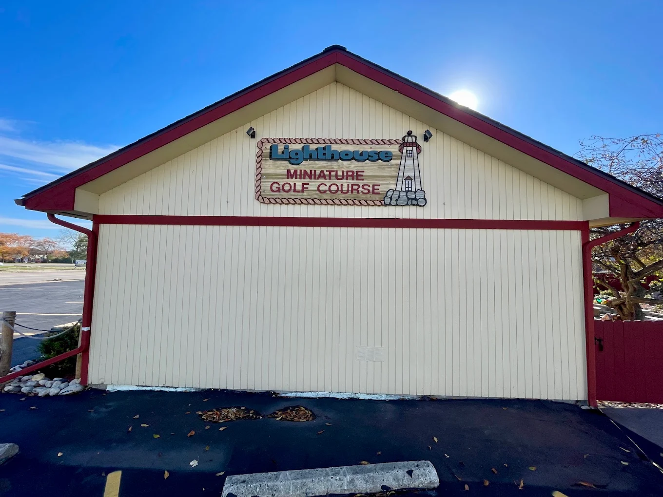 Lighthouse Miniature Golf entrance sign